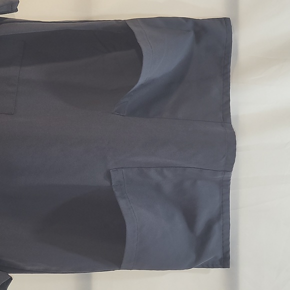 Women's Grey Scrubs Top (XS) - Picture 2 of 11